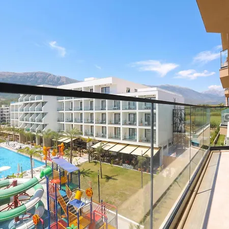 Sea Side Palm Modern - Happy * Vlorë