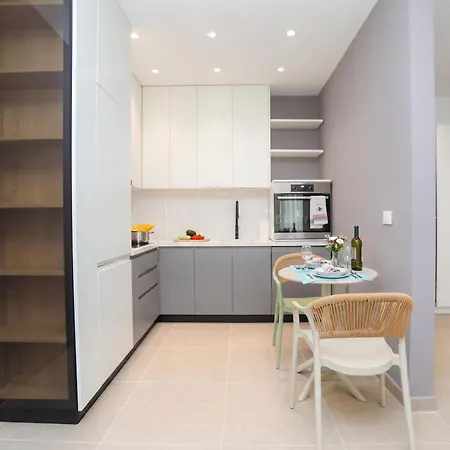 Sea Side Palm Modern - Happy Apartment *